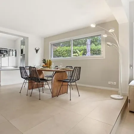 וילה St Raphael, 6 Pers, Piscine